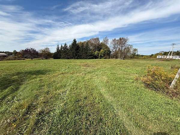 1 Acre of Commercial Land for Sale in Houlton, Maine