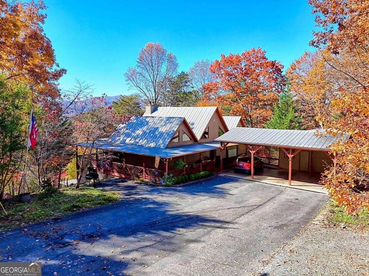 6.57 Acres of Residential Land with Home for Sale in Young Harris, Georgia