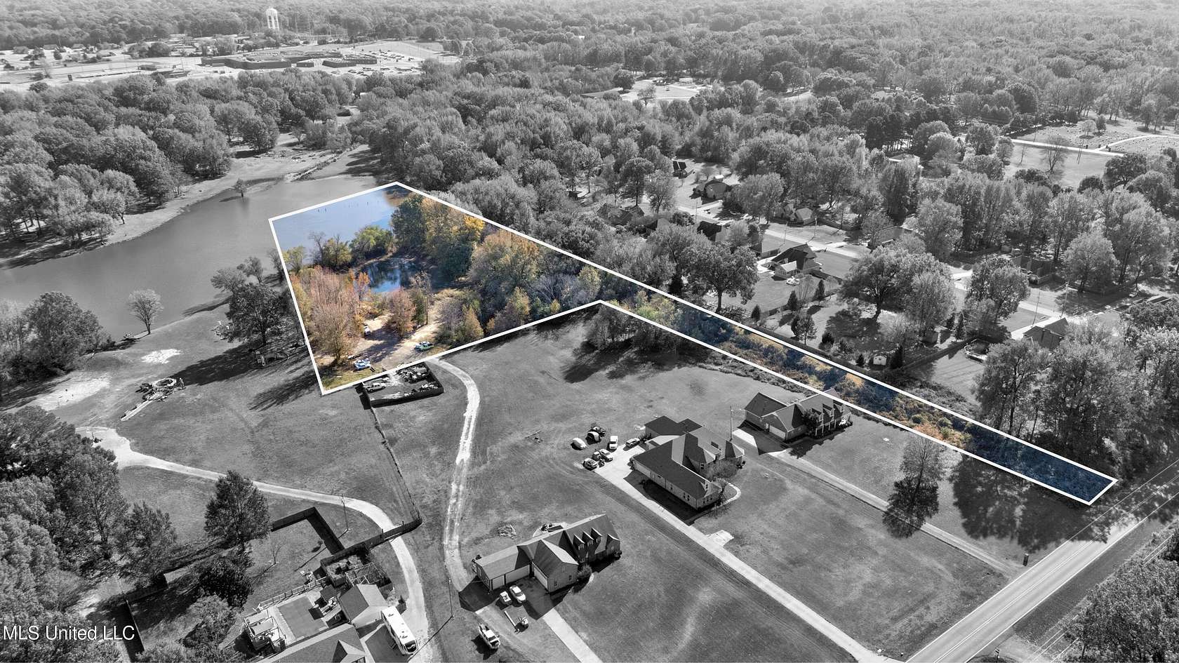 6.49 Acres of Residential Land for Sale in Horn Lake, Mississippi