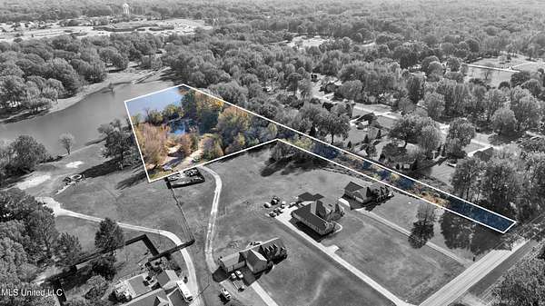 6.49 Acres of Residential Land for Sale in Horn Lake, Mississippi