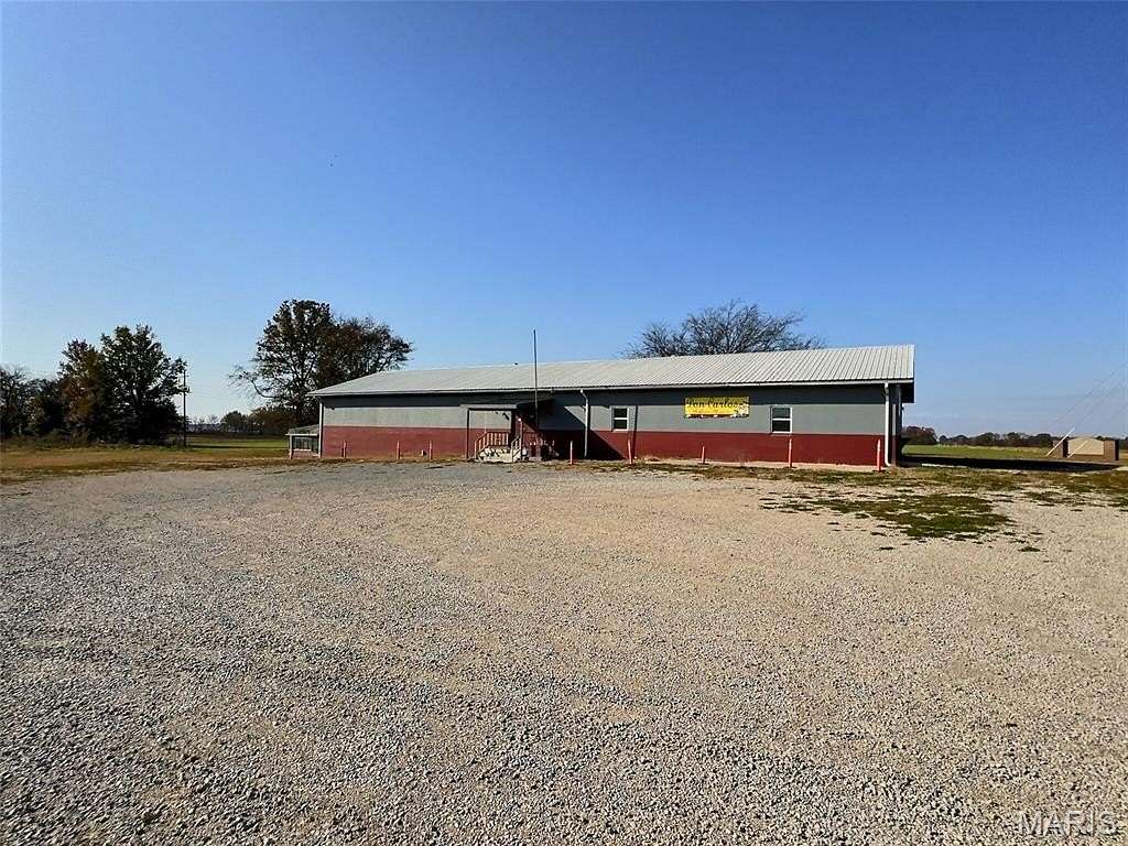 4 Acres of Improved Mixed-Use Land for Sale in Advance, Missouri