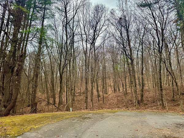 16.7 Acres of Land for Sale in Pawling, New York