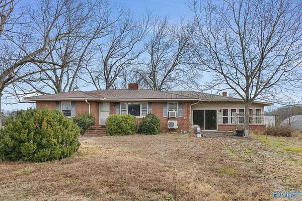 98 Acres of Land with Home for Sale in Hartselle, Alabama