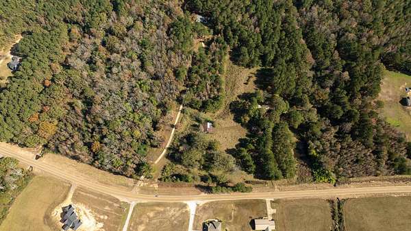 40 Acres of Recreational Land with Home for Sale in Decatur, Mississippi
