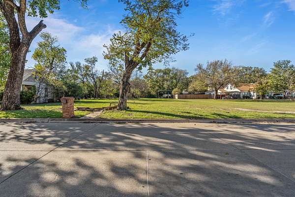 0.37 Acres of Residential Land for Sale in Fort Worth, Texas