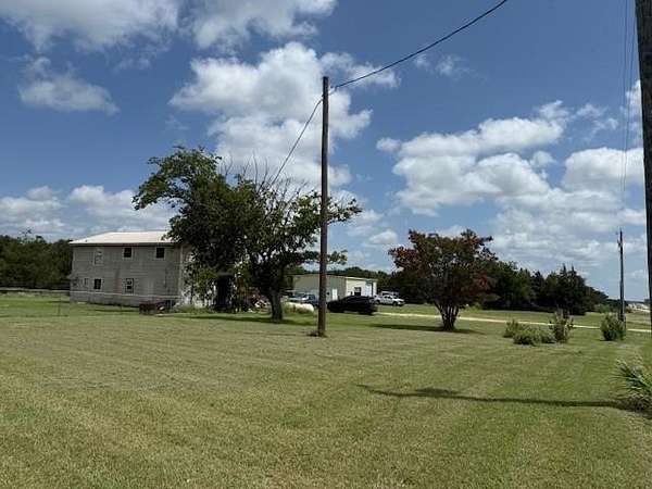 15.5 Acres of Land with Home for Sale in Hubbard, Texas