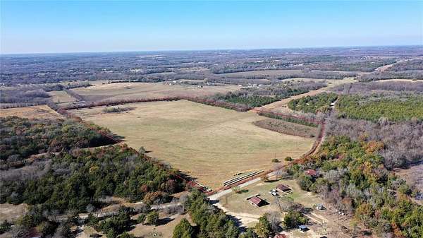 46 Acres of Agricultural Land for Sale in Whitewright, Texas