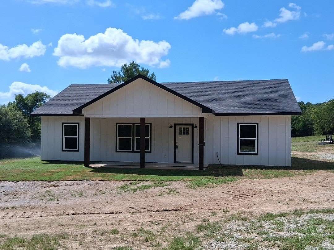 4.1 Acres of Land with Home for Sale in Emory, Texas