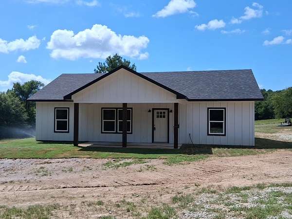 4.1 Acres of Land with Home for Sale in Emory, Texas