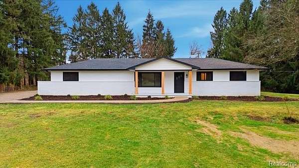 2 Acres of Residential Land with Home for Sale in Oxford, Michigan