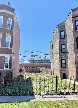 0.09 Acres of Land for Sale in Chicago, Illinois