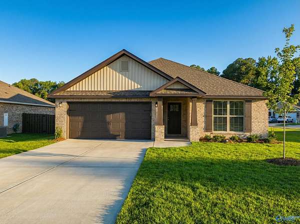 0.24 Acres of Land with Home for Sale in Arab, Alabama