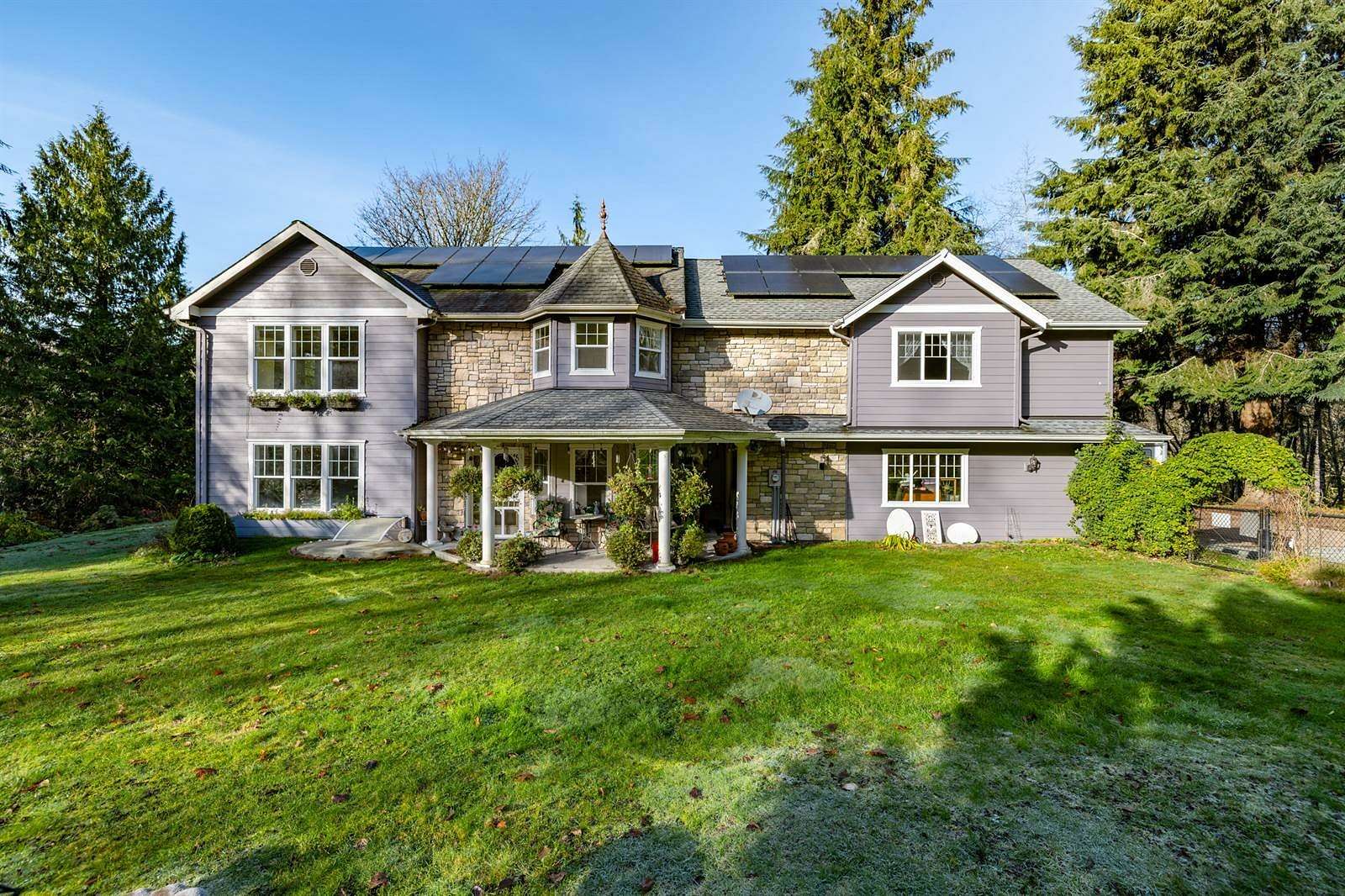 5 Acres of Land with Home for Sale in Mount Vernon, Washington