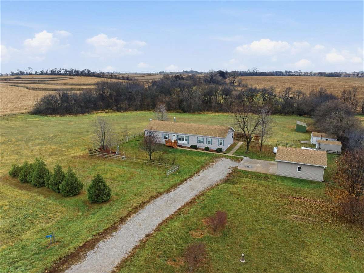 7.5 Acres of Land with Home for Sale in Shenandoah, Iowa