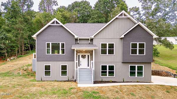 1.72 Acres of Residential Land with Home for Sale in Kingsport, Tennessee