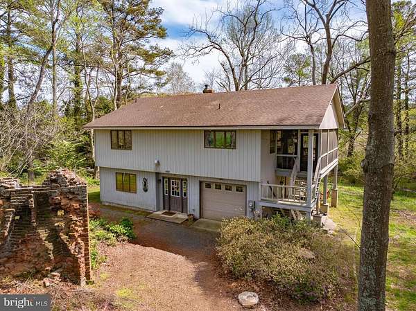 106 Acres of Recreational Land with Home for Sale in Onancock, Virginia