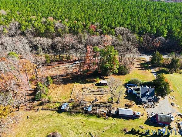 4 Acres of Residential Land with Home for Sale in Doswell, Virginia