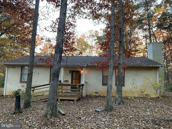 5 Acres of Residential Land with Home for Sale in Spotsylvania, Virginia