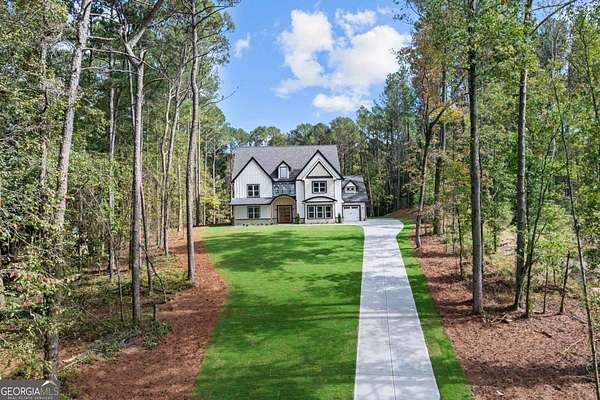 1.5 Acres of Residential Land with Home for Sale in Winder, Georgia