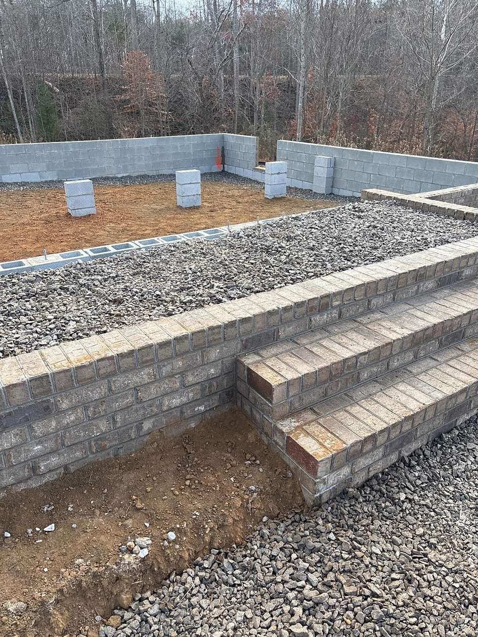 7.4 Acres of Land with Home for Sale in Prospect, Virginia