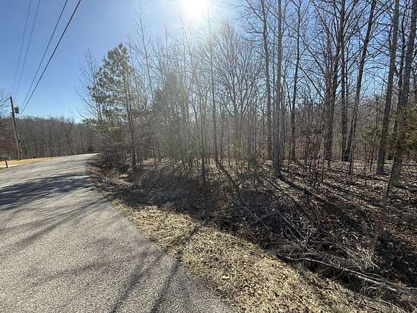 1.23 Acres of Residential Land for Sale in Indian Mound, Tennessee