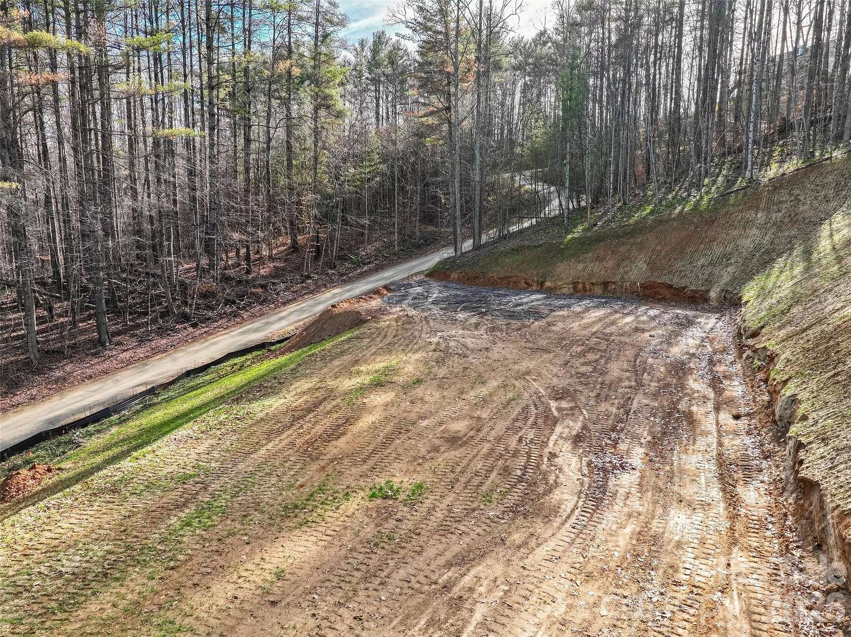 0.86 Acres of Residential Land for Sale in Burnsville, North Carolina