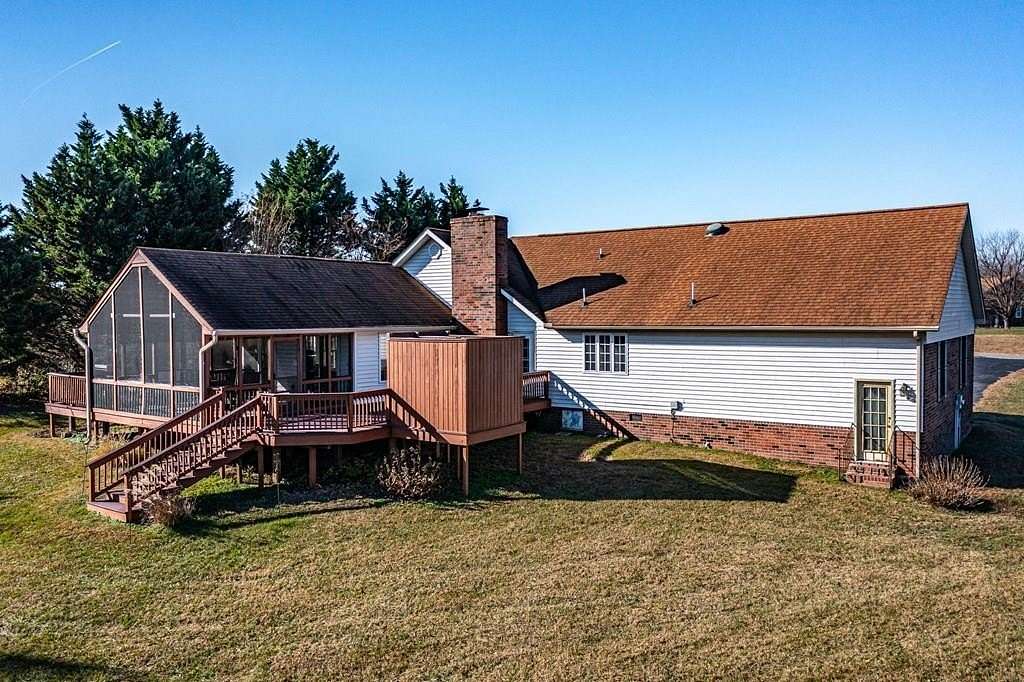 2.34 Acres of Land with Home for Sale in Montross, Virginia