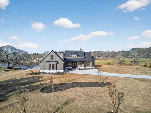 3.57 Acres of Residential Land with Home for Sale in Dallas, Georgia