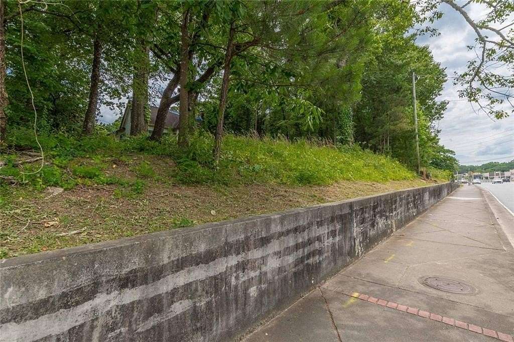 2.16 Acres of Mixed-Use Land for Sale in Atlanta, Georgia