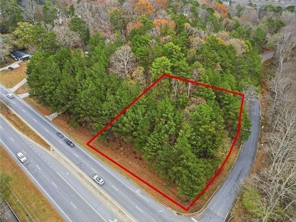 0.85 Acres of Residential Land for Sale in Suwanee, Georgia