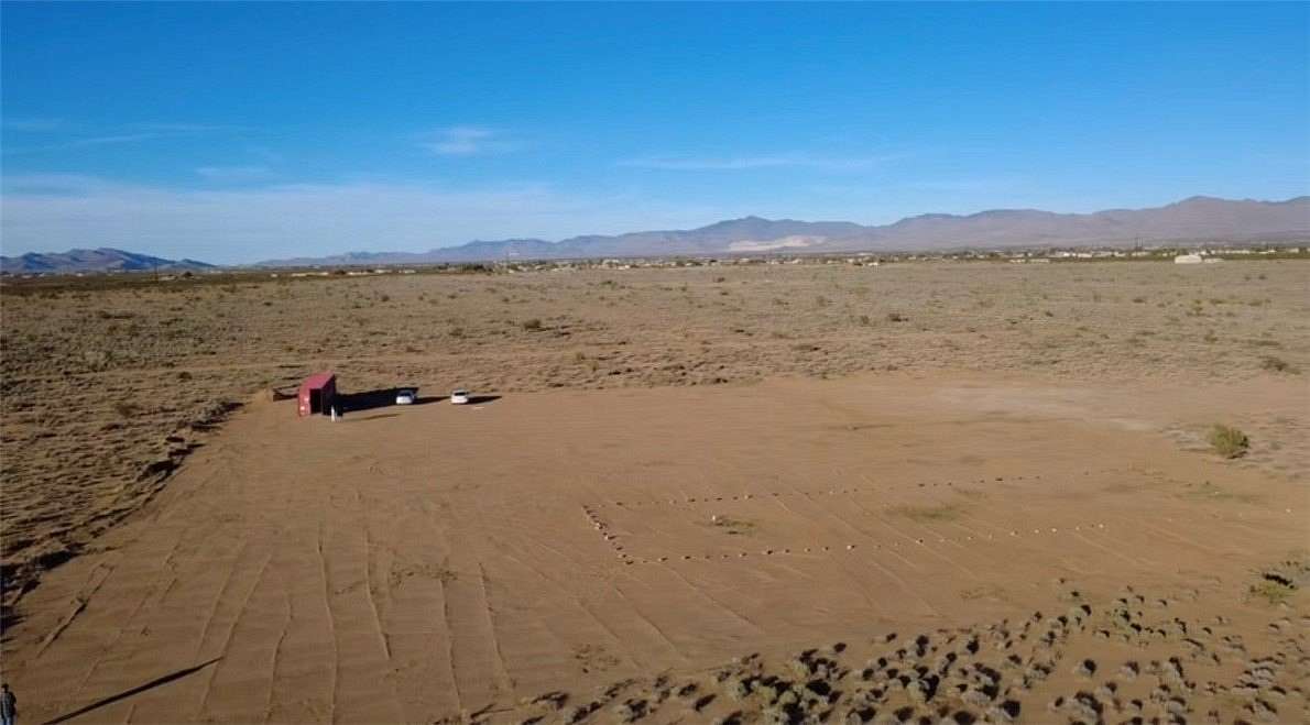 20.1 Acres of Recreational Land & Farm for Sale in Golden Valley, Arizona