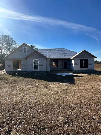 2.65 Acres of Residential Land with Home for Sale in Nashville, Georgia