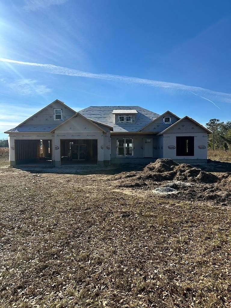 2.32 Acres of Residential Land with Home for Sale in Nashville, Georgia