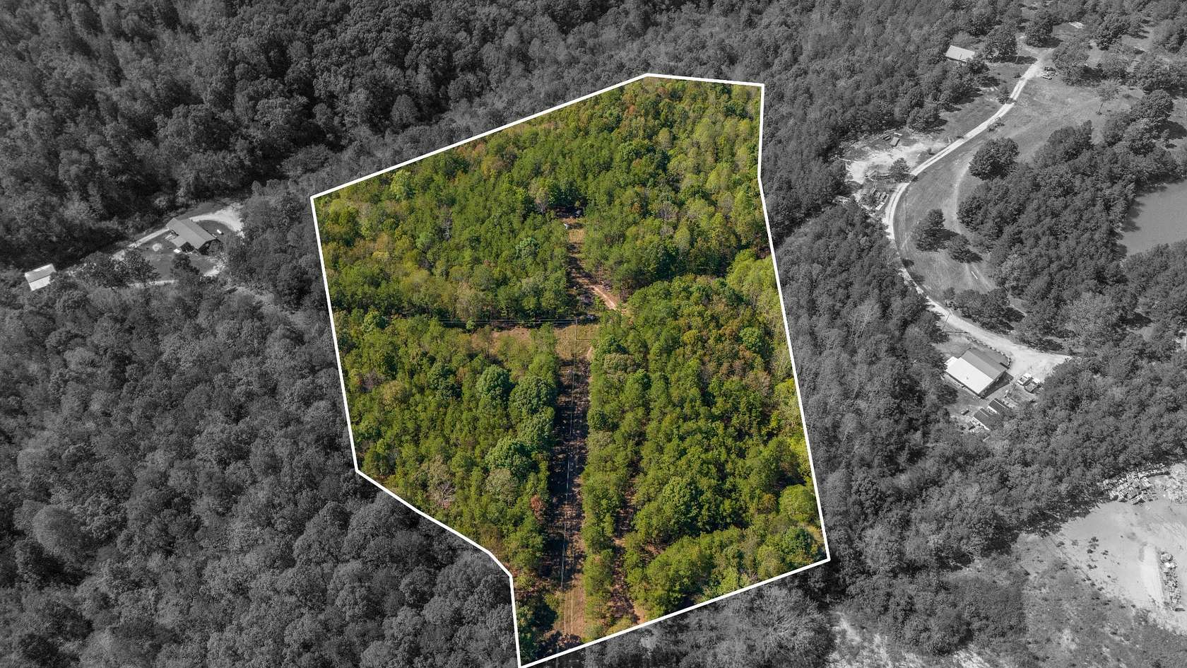 8.36 Acres of Residential Land for Sale in Hohenwald, Tennessee