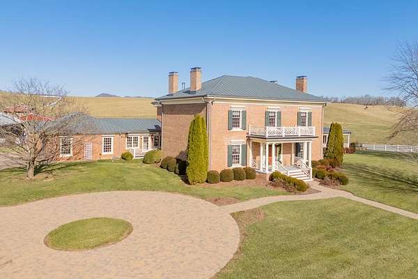 6 Acres of Residential Land with Home for Sale in Rural Retreat, Virginia