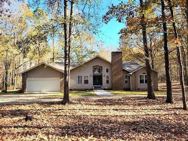 101 Acres of Land with Home for Sale in Greenwood, South Carolina