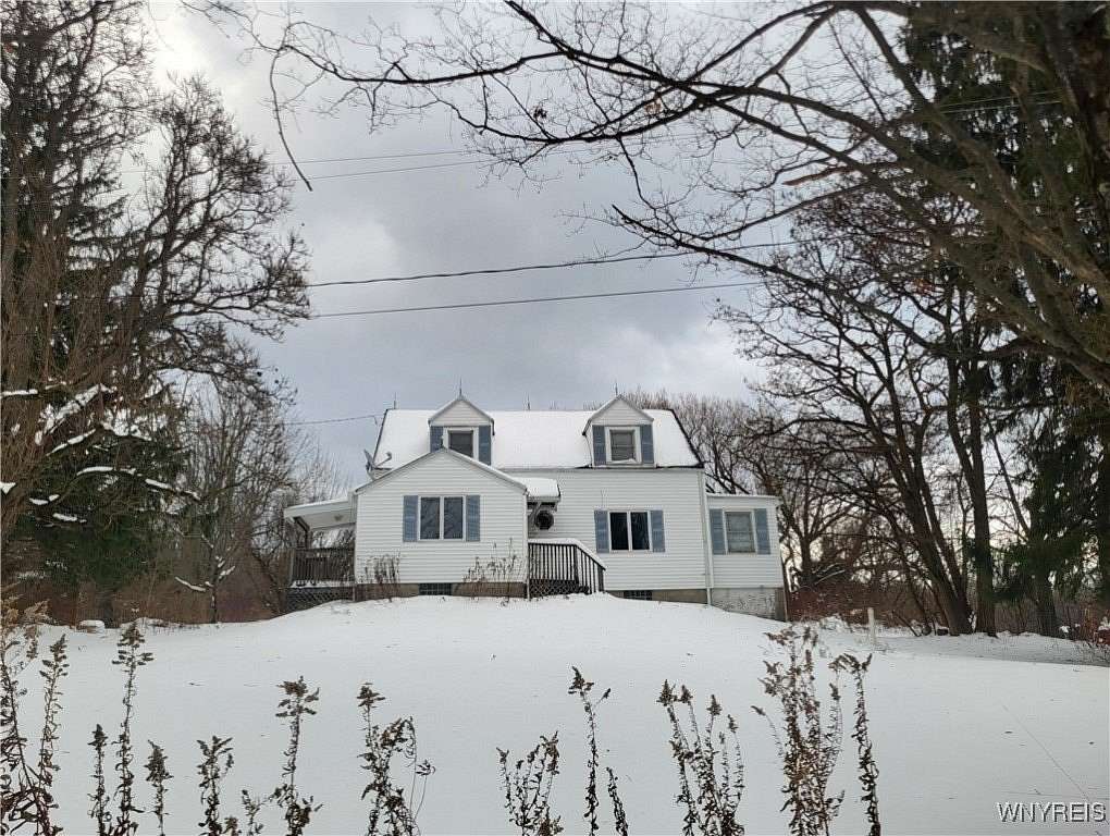 5 Acres of Residential Land with Home for Sale in West Valley, New York