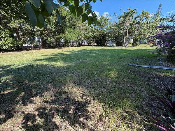 0.11 Acres of Residential Land for Sale in Miami, Florida