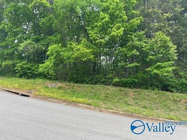 0.6 Acres of Residential Land for Sale in Huntsville, Alabama