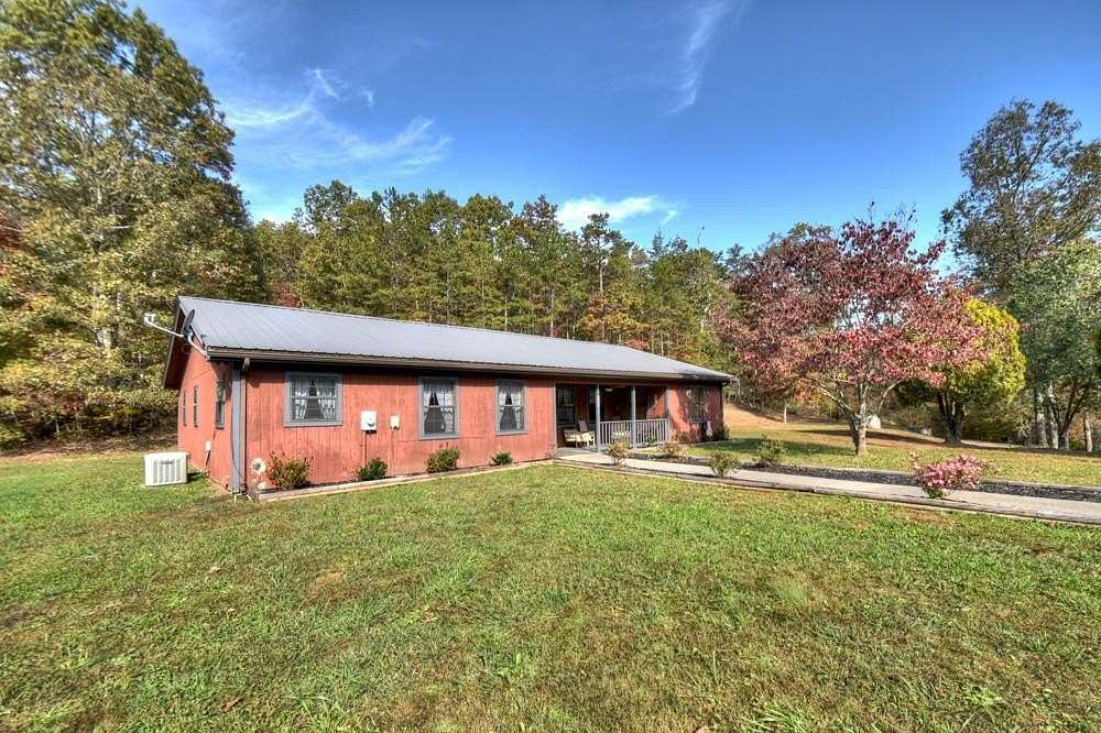 13.7 Acres of Land with Home for Sale in Mineral Bluff, Georgia