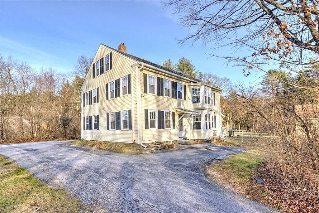 5 Acres of Residential Land with Home for Sale in Barre, Massachusetts