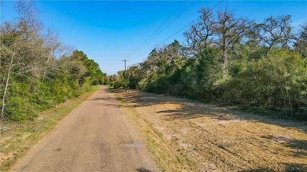 15 Acres of Recreational & Residential Land for Sale in Caldwell, Texas