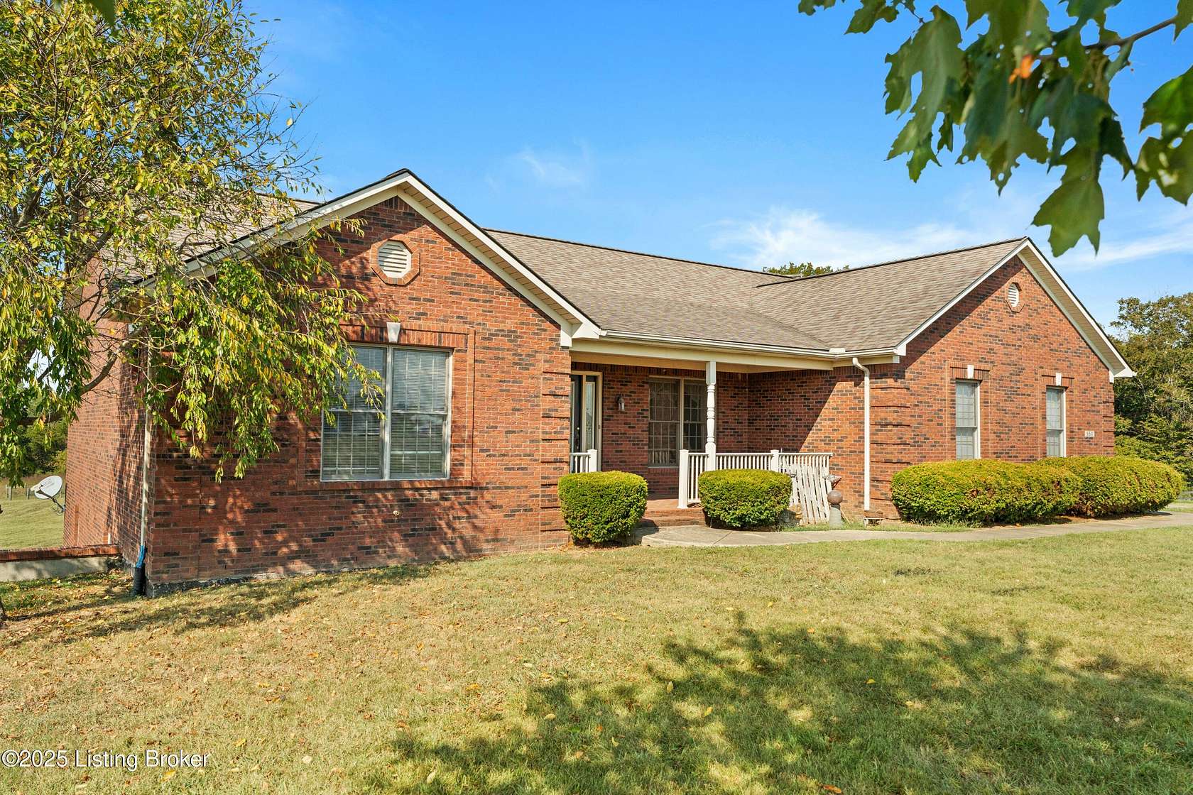 2 Acres of Residential Land with Home for Sale in Shelbyville, Kentucky