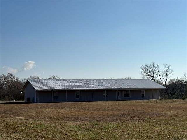 3.56 Acres of Residential Land with Home for Sale in Muskogee, Oklahoma