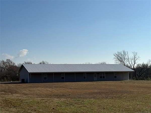 3.56 Acres of Residential Land with Home for Sale in Muskogee, Oklahoma