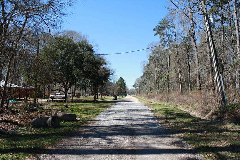 1 Acre of Residential Land for Sale in Denham Springs, Louisiana
