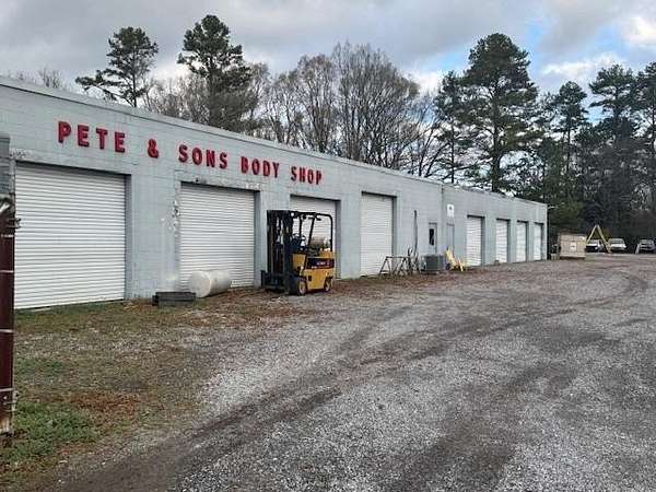 5 Acres of Improved Commercial Land for Sale in Rocky Face, Georgia