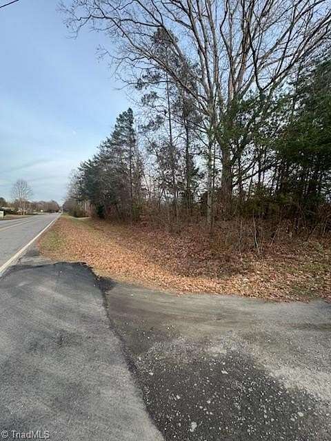 15 Acres of Land for Sale in Yadkinville, North Carolina