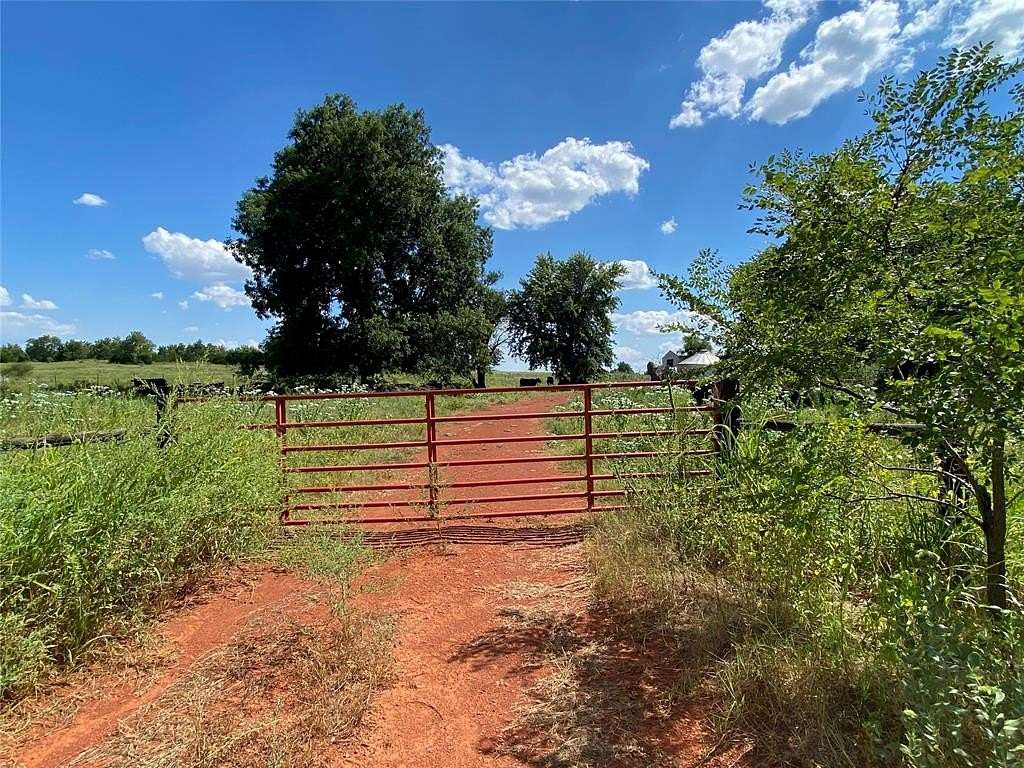 80 Acres of Land for Sale in Crescent, Oklahoma