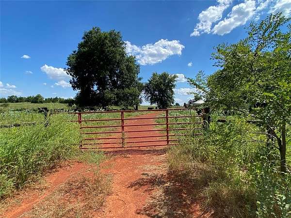 80 Acres of Land for Sale in Crescent, Oklahoma